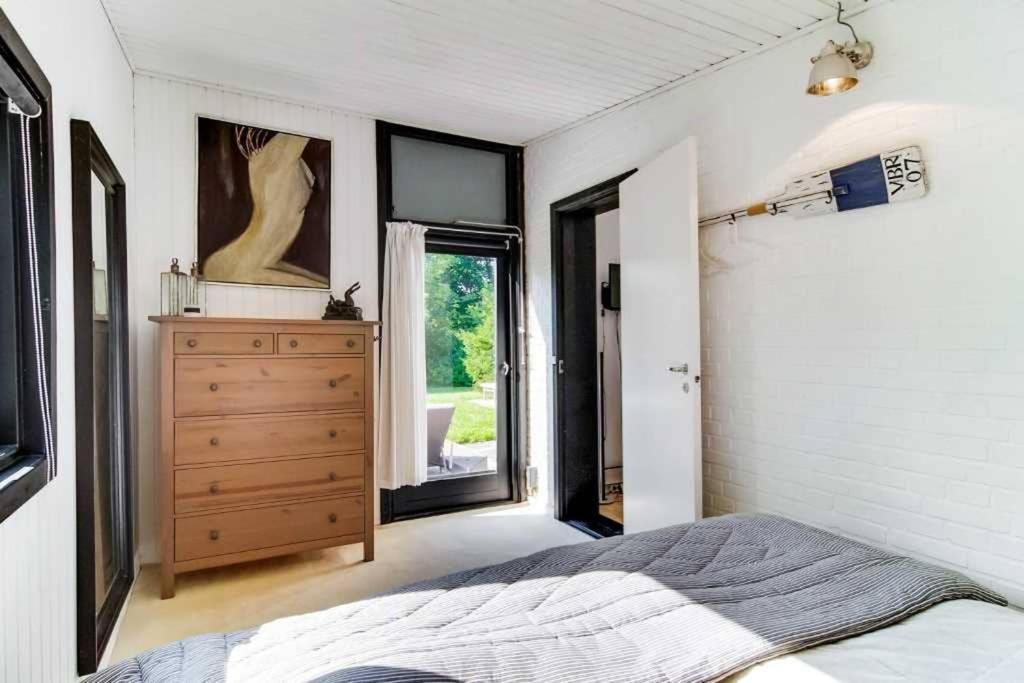 Cozy Summer House 50 Meter From The Beach, 89 M² Apartment