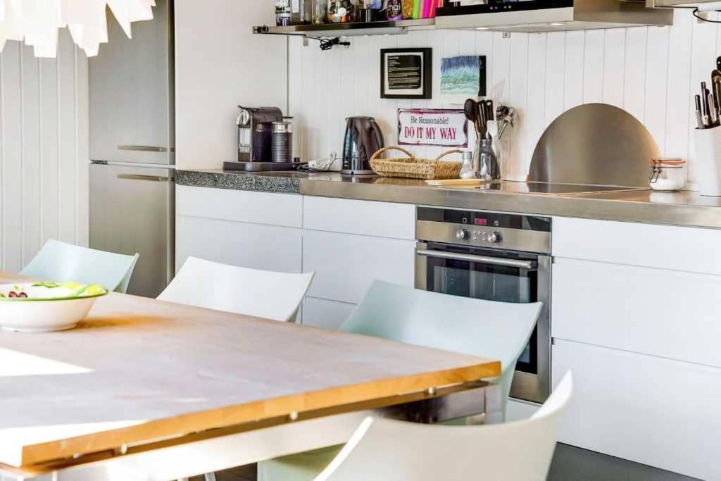 Apartment Cozy Summer House 50 Meter From The Beach, 89 M²