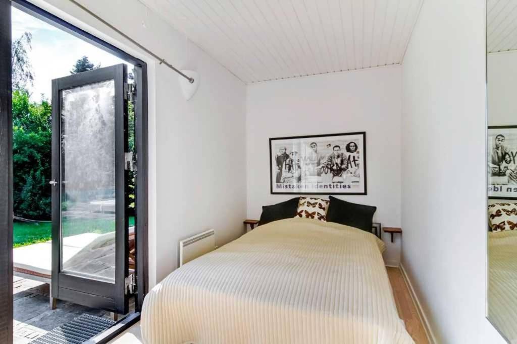 Cozy Summer House 50 Meter From The Beach, 89 M² *